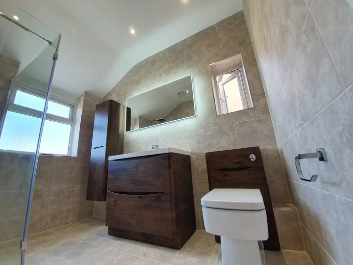 Walnut ensuite