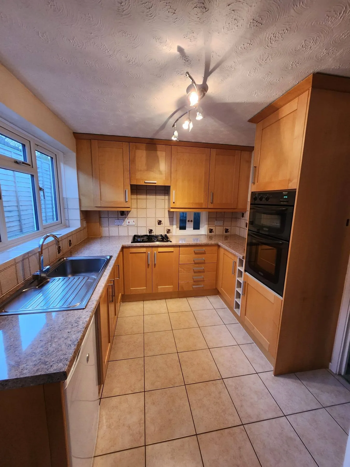 White gloss kitchen before